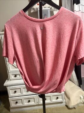 Nike Heathered Pink Short-Sleeve Active Top